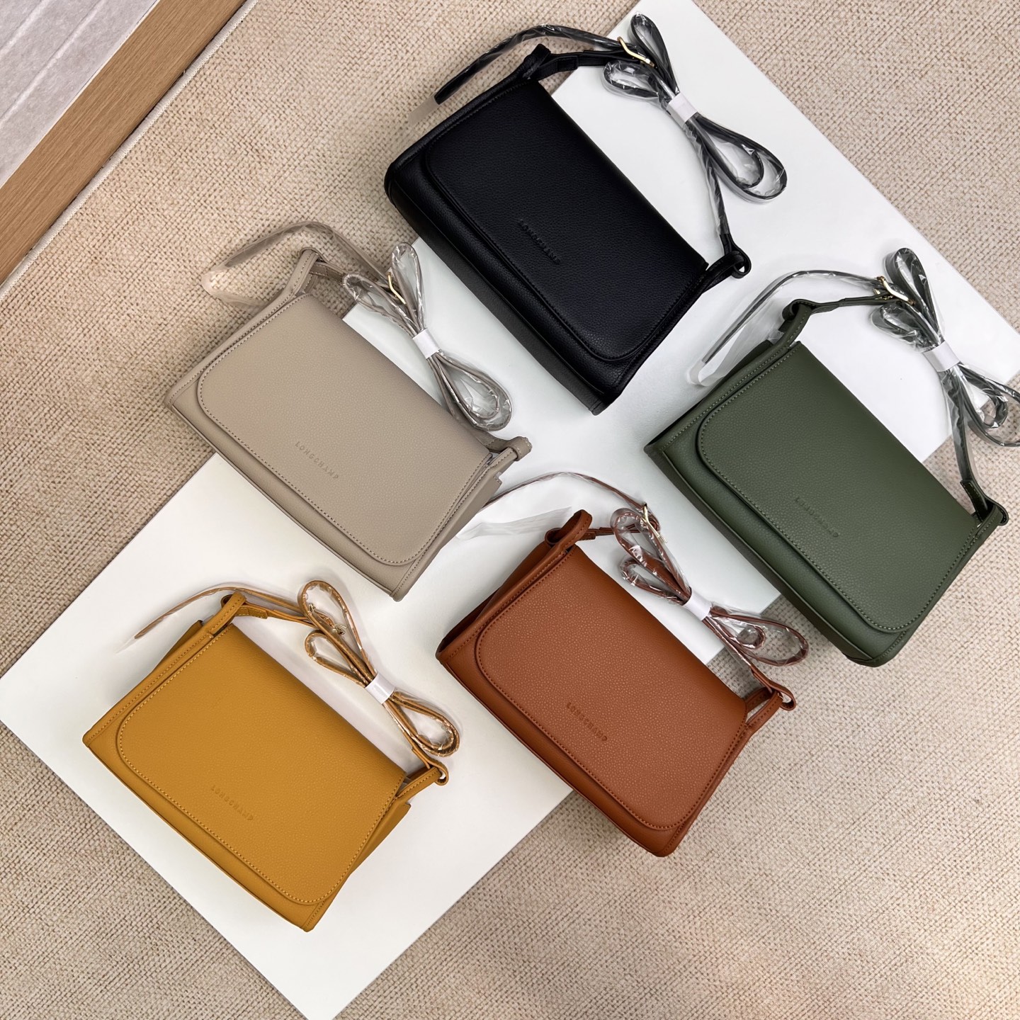 longchamp new corssbodybag